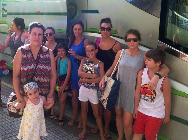 Comienzan las vacaciones de 12 madres con sus hijos en la residencia municipal de Matalasca&ntilde;as