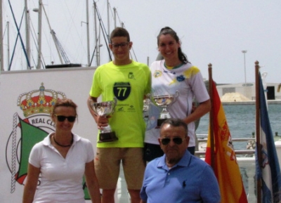 La nadadora Paula Ru&iacute;z Bravo se impone en la traves&iacute;a de Motril antes de comenzar la concentraci&oacute;n con la Selecci&oacute;n Espa&ntilde;ola