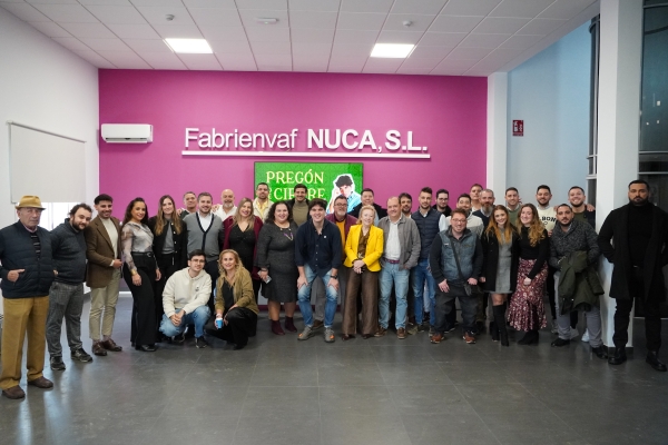 Julio Mu&ntilde;oz &ldquo;El Rancio&rdquo; lanza en primicia el Preg&oacute;n de cierre del a&ntilde;o ante la plantilla de El Milagrito