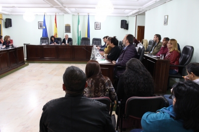 El Ayuntamiento de San Juan de Aznalfarache aprueba un plan que permitirá la contratación de 13 personas en la empresa privada