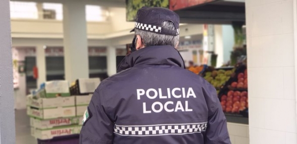 La Polic&iacute;a Local de Castilleja de la Cuesta propone para sanci&oacute;n a 199 personas por saltarse el Estado de Alarma en el primer mes de confinamiento