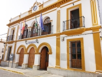 El Ayuntamiento de Albaida del Aljarafe acuerda la conversión a indefinidos de 45 empleados municipales