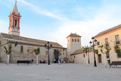 El Ayuntamiento invierte cerca de un mill&oacute;n de euros en la remodelaci&oacute;n de 12 plazas de Castilleja de la Cuesta