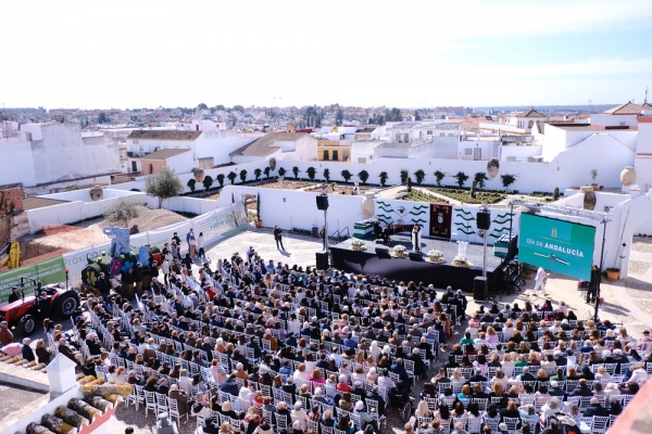 Gines celebró el Día de Andalucía con la entrega de galardones  a los Ginenses del Año