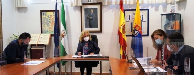 Carmen Herrera anuncia ayudas de 850.000 euros en 2021 para apoyar al comercio local