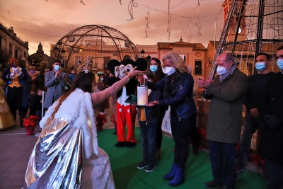 Castilleja de la Cuesta se sumerge en el m&aacute;gico mundode los cuentos para recibir a la Luz de la Navidad y a Sus Majestades los Reyes Magos