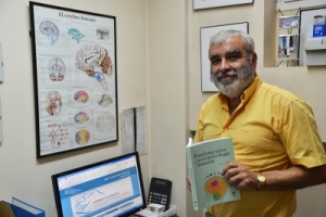 Le&oacute;n Carri&oacute;n presenta su nuevo libro, Fundamentos de Neuropsicolog&iacute;a Humana