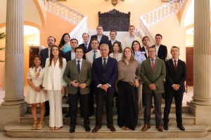 ASET presenta al alcalde su nueva junta directiva tras la reelecci&oacute;n de Jorge Robles del Salto como presidente