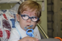 Iván con sólo 12 meses padece una enfermedad rara, pero ya es un gran héroe
