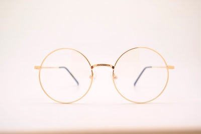 La Guardia Civil investiga al propietario de un centro &oacute;ptico en Tomares por ejercer sin titulaci&oacute;n universitaria