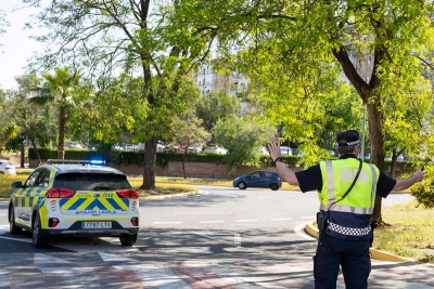 La Policía Local de Mairena detiene a un hombre con dos órdenes judiciales